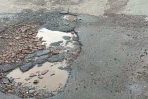 Potholes on internal roads due to rain in Pimpri city Pune news