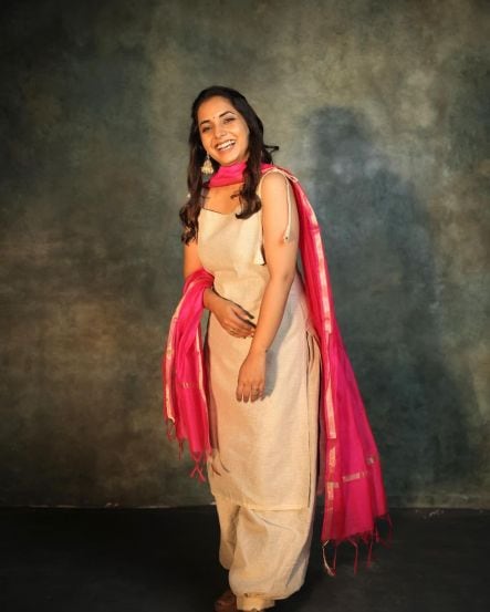 Sayali Sanjeev Khadi Pathiyala Dress