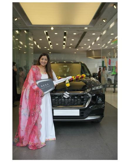 apurva nemlekar buys new car