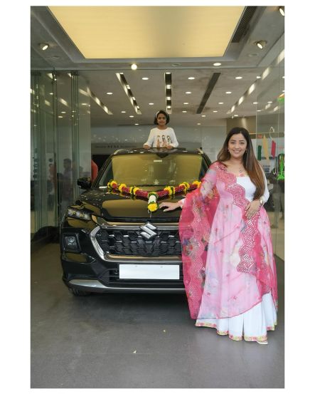 apurva nemlekar buys new car