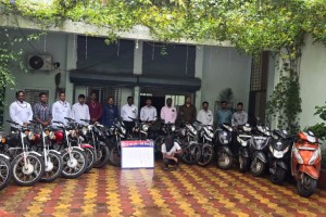 Crime branch police arrested the bike thief along the highway Pune print news