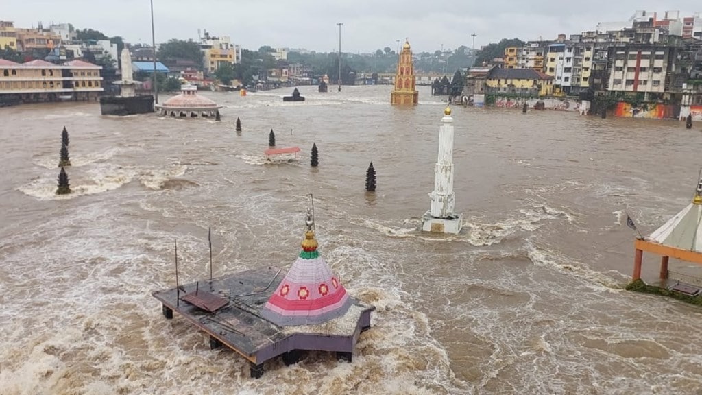 nashik Godavari river latest marathi news