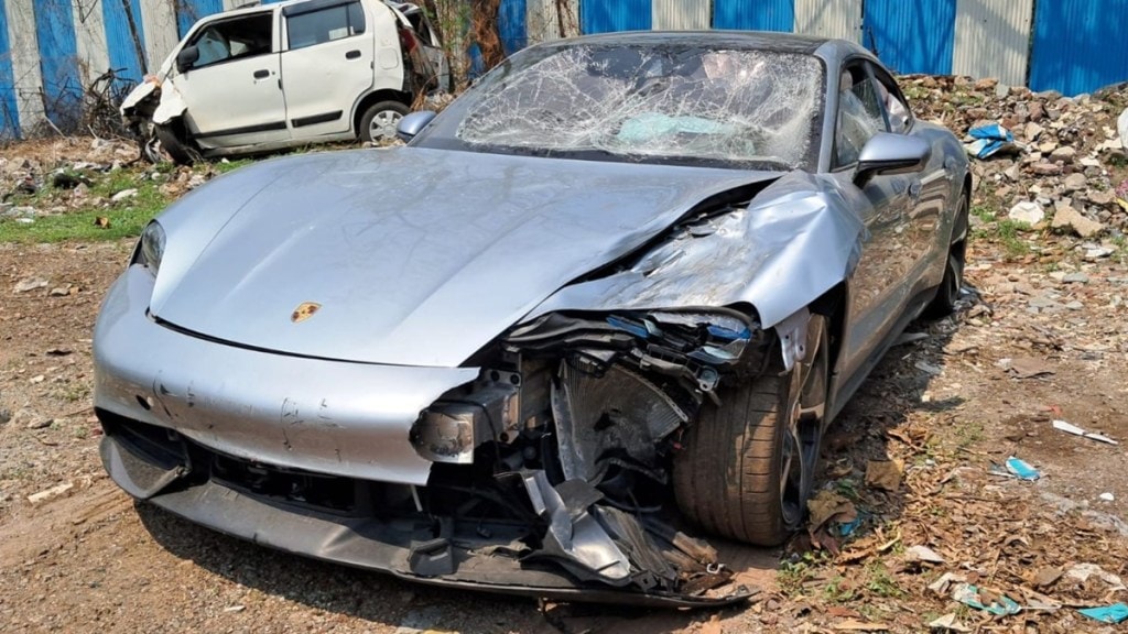 pune Porsche car accident