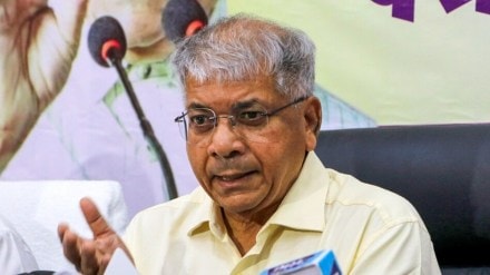 Prakash Ambedkar gay cylinder marathi news