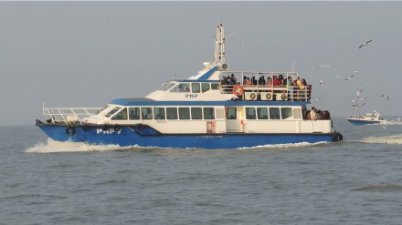 mandwa to gateway of india ferry marathi news