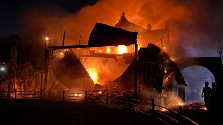 Keshavrao Bhosale Theater Kolhapur Gutted by Massive Fire in Marathi