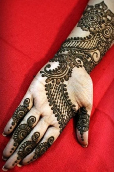 Easy Mehndi Design