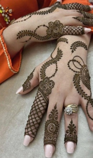 Festive Mehndi Design