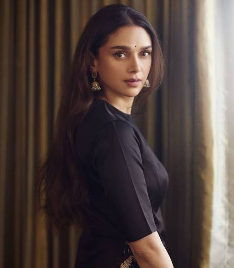 Aditi Rao Hydari Black Dress