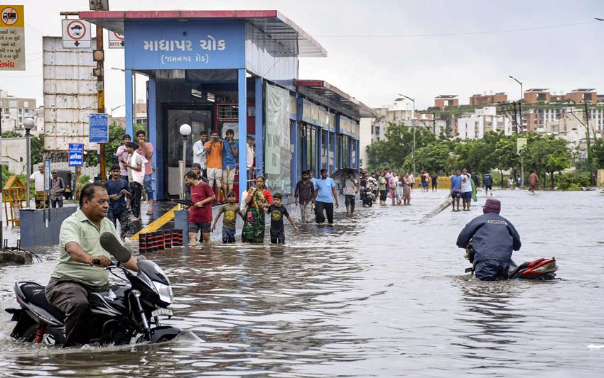 Gujarat Flood Updates