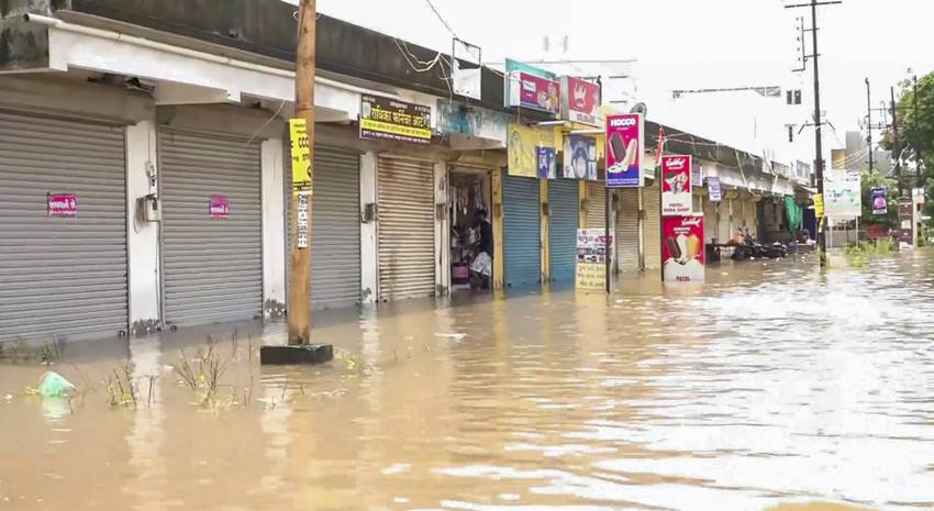 Heavy Rainfall In Gujarat