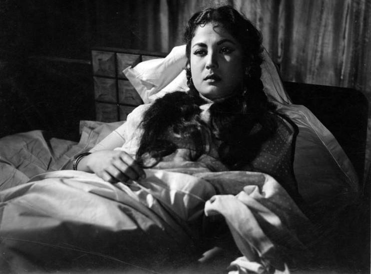 Meena Kumari Death