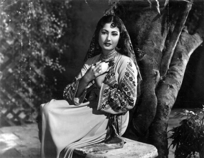 Meena Kumari Alcohol Addiction