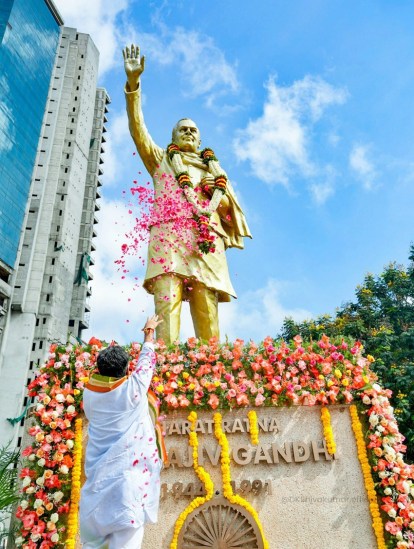 PM Modi tribute to Rajiv Gandhi