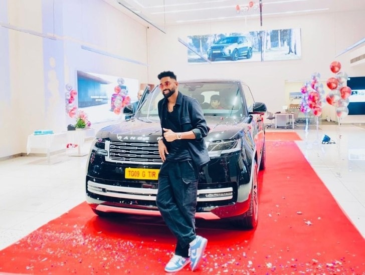 Mohammed Siraj Buy Luxury Car Range Rover SUV Worth 2.50cr