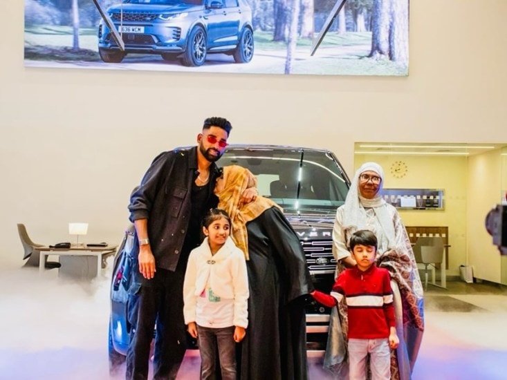 Mohammed Siraj Buy Luxury Car Range Rover SUV Worth 2.50cr