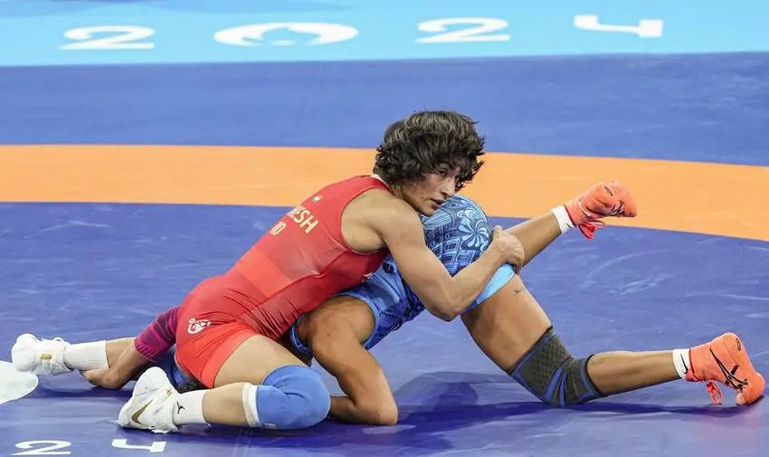 Vinesh Phogat disqualified