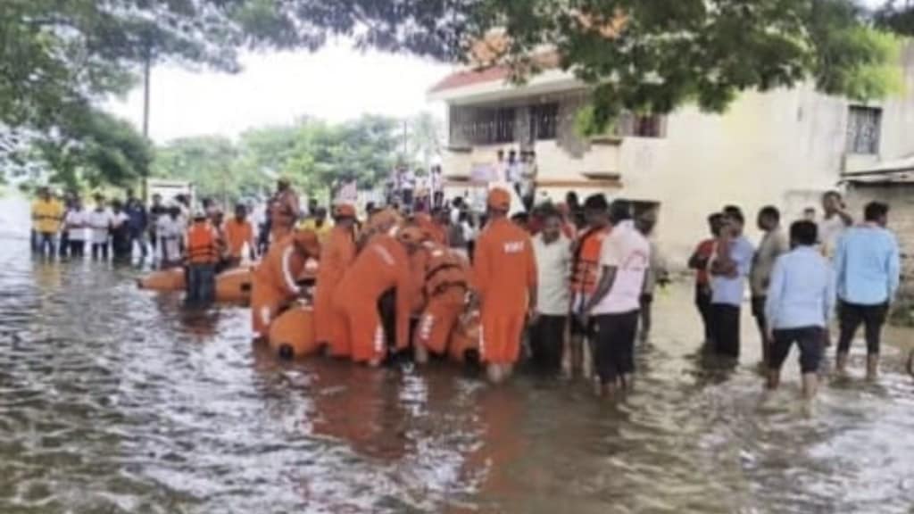 tractor overturns in river in shirol