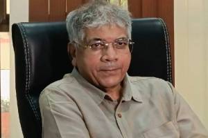 prakash ambedkar demand investigation into shivaji maharaj statue collapse and action against the culprits