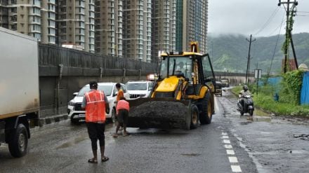 Administration struggles to fill potholes before Chief Ministers visit to Mumbai Goa highway