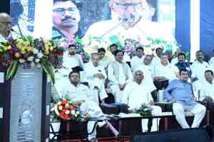 Sharad Pawar, Nitin Gadkari, sharad pawar praises nitin gadkari, Wardha, politics, development, recognition, Vidarbha, national interest,