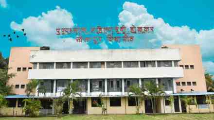 Solapur University,| Solapur University Opens transgender Students hostel | transgender Students hostel in Solapur university