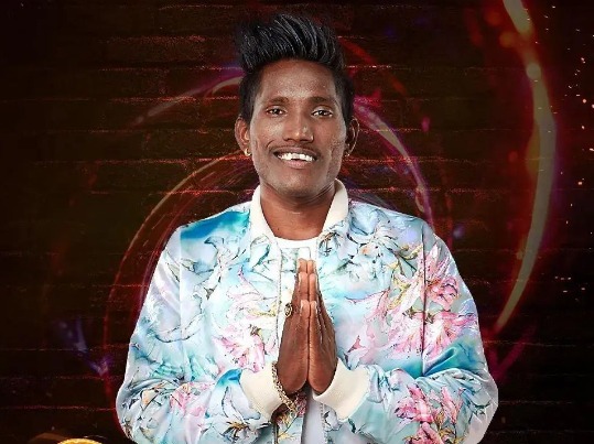 bigg boss marathi suraj chavan reveals his per day income