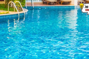 Why Blue tiles used in swimming pool scientific and psychiatric reason