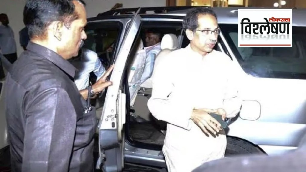 Maharashtra Navnirman Sena workers attacked Uddhav Thackeray convoy in Thane