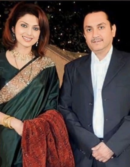 varsha usgaonkar husband