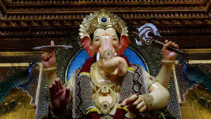 Lalbaugcha-Raja-2024-first-look
