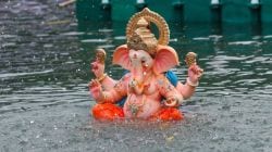 Ganesh Visarjan 2024 Wishes: गणपती विसर्जनाच्या प्रियजनांना द्या हार्दिक शुभेच्छा, बाप्पाासाठी स्टेटसला ठेवा एकापेक्षा एक सुंदर मेसेज अन् HD फोटो