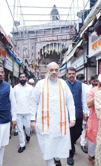 amit shah lalbaug raja darshan