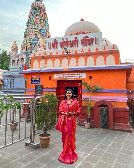 shreya bugade Aadishakti Mata Yogeshwari Devi Mandir darshan