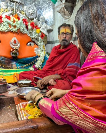 shreya bugade Aadishakti Mata Yogeshwari Devi Mandir darshan