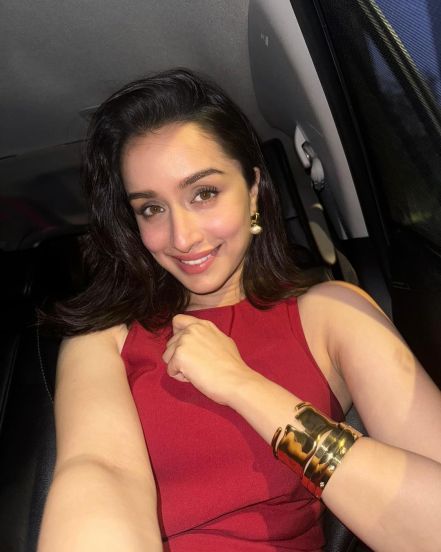 stree-2-collection-shraddha-kapoor-celebration-with-friends