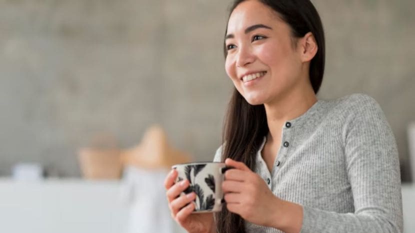 how drinking tea regularly may reduce the risk of heart attacks