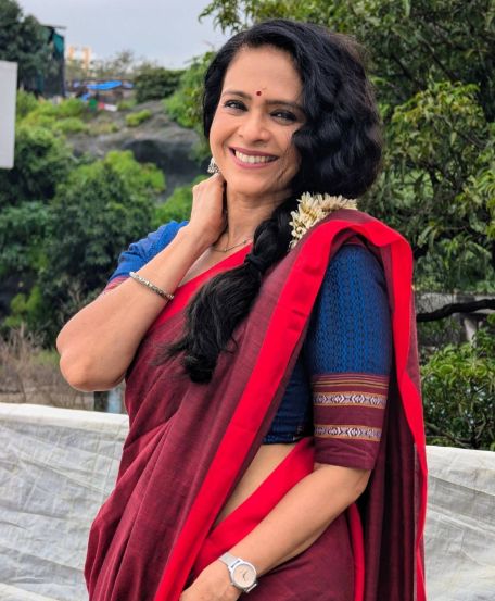 Aishwarya Narkar Cotton Saree Look