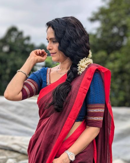 Aishwarya Narkar Cotton Saree Look