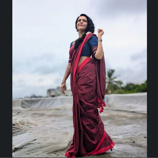 Aishwarya Narkar Cotton Saree Look