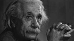 Albert Einstein : अल्बर्ट आइनस्टाईन यांच्या पत्राचा ३३ कोटींना लिलाव, अणुबॉम्बबाबत दिला होता ‘हा’ इशारा