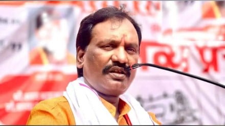 Opposition leader Ambadas Danve demanded an inquiry from the governor regarding the crores of works in the construction department before the elections print politics news