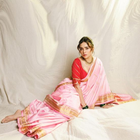 Amruta Khanvilkar Pink Paithani Saree