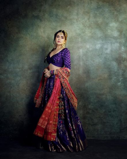 Amruta Khanvilkar Purple Lehenga Look