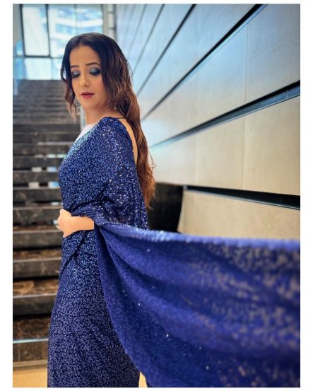 Apurva Nemlekar Blue Shimmery Saree