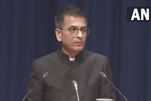 CJI Chandrachud ani