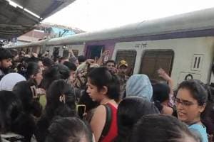 Dombivli, local train passenger rescued