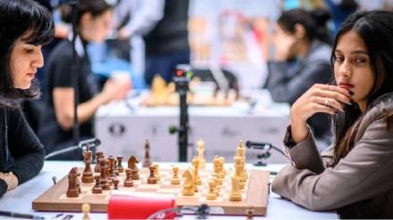 How Divya Deshmukh Wins with Match Winning Move in Just 17 seconds left on clock in Chess Olympiad