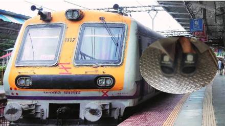 In Mumbai Local Man Spotted Wearing Instagram flip flop slipper