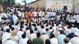 Meeting to protest for beatings in Tasgaon-Kavathemahankal